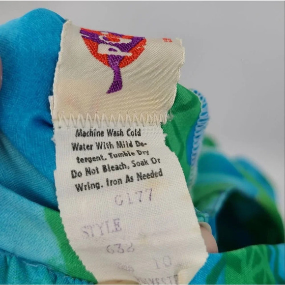 Vintage Pomare  Hawaii Floral Ruffled Top Maxi Dress - Picture 10 of 10